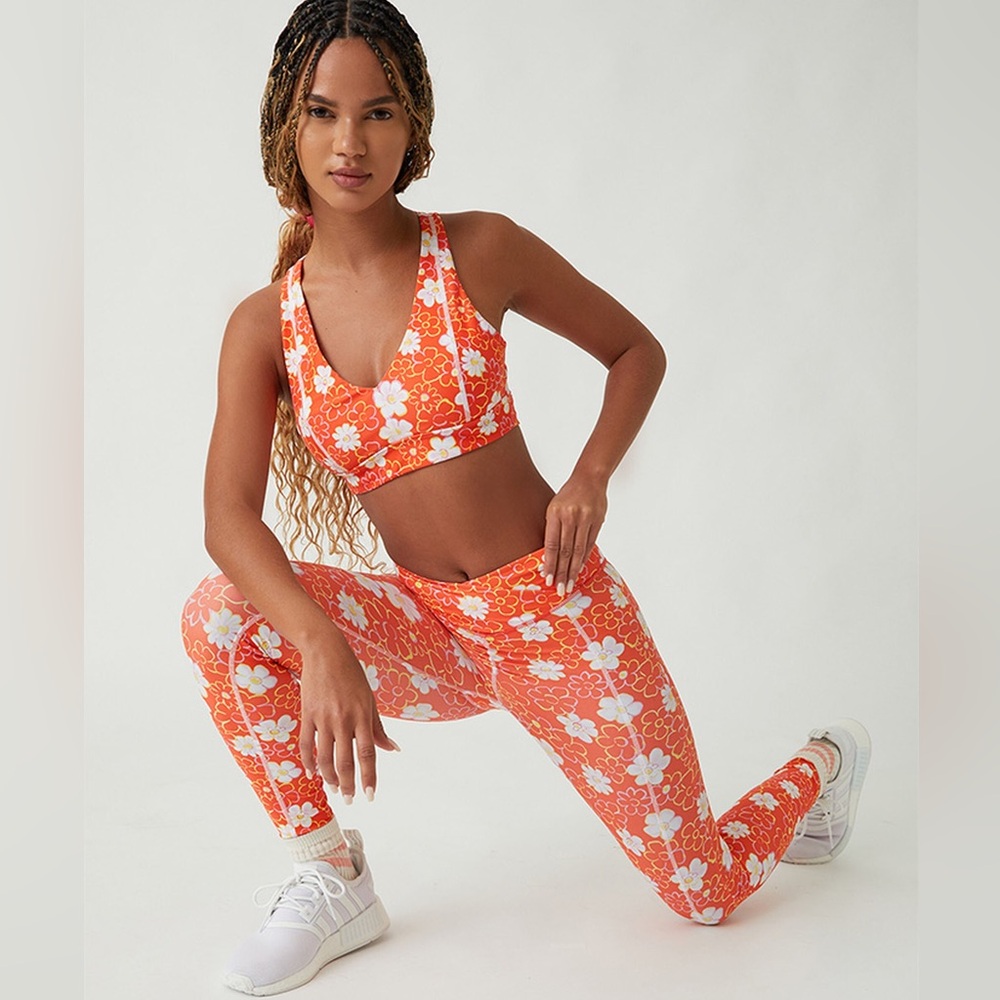 NEW SET-LA Hearts- PacSun Active BRALETTE & CrossOver YOGA PANTS